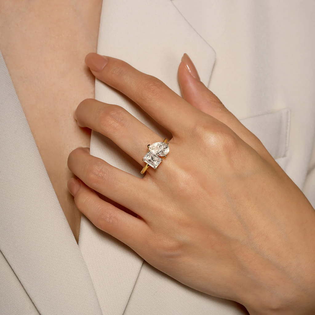 Toi et Moi Moissanite Ring with Dual Stone Setting