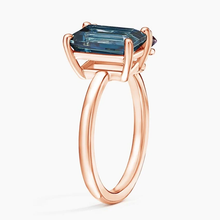 Load image into Gallery viewer, Pear and Emerald Shaped Gemstone Ring
