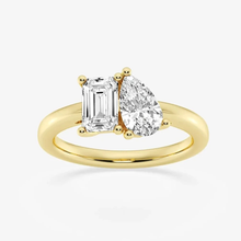 Load image into Gallery viewer, Toi Et Moi Pear and Emerald Engagement Ring