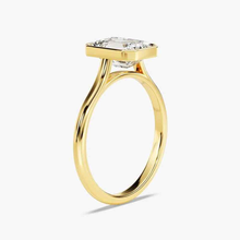 Load image into Gallery viewer, Emerald Solitaire Bezel Set Moissanite Engagement Ring