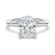 Load image into Gallery viewer, Velvet Dreams Oval Solitaire Moissanite Ring