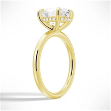 Load image into Gallery viewer, Velvet Dreams Oval Solitaire Moissanite Ring
