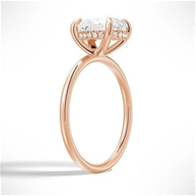 Load image into Gallery viewer, Captivating Raindrop Pear-Shaped Solitaire Moissanite Ring