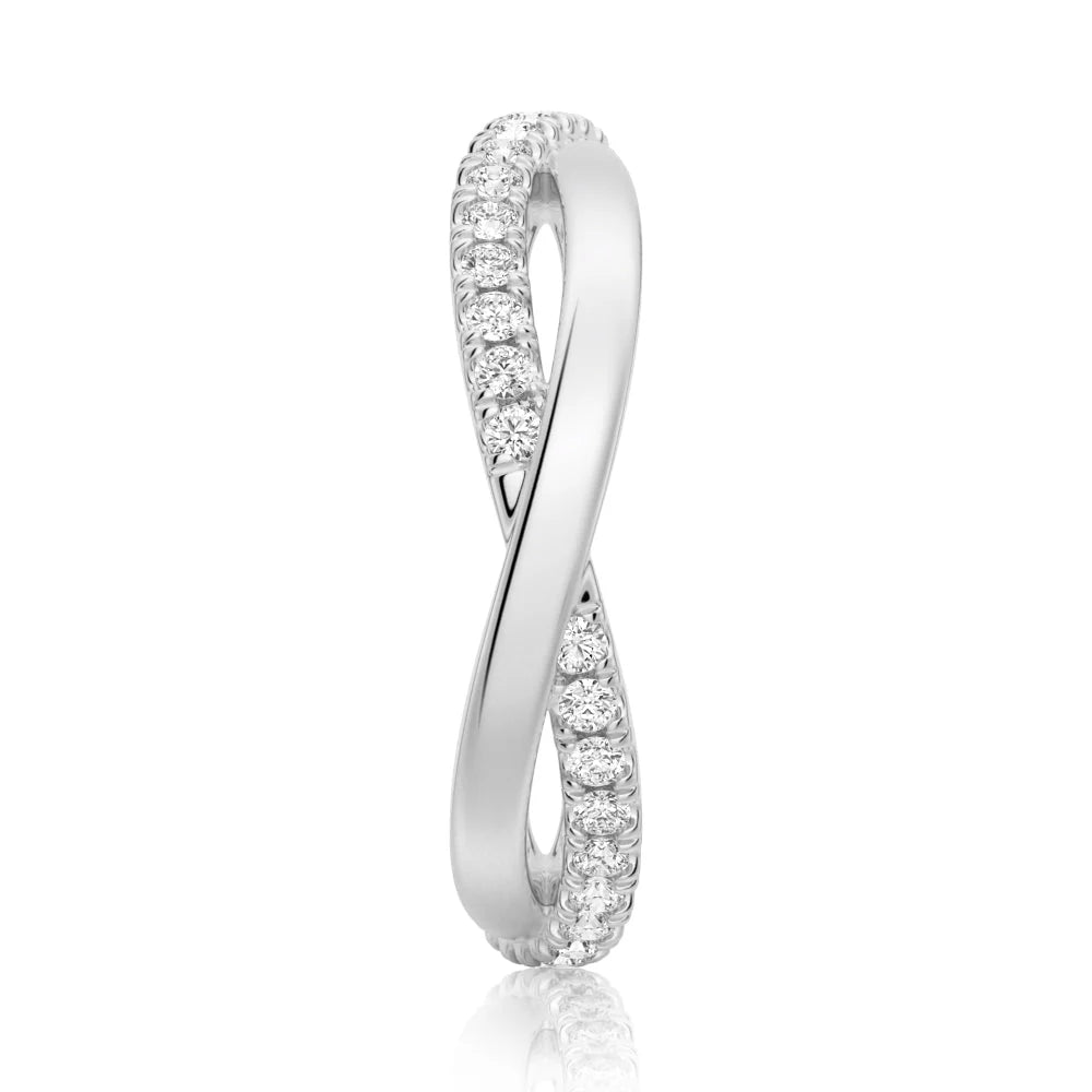 Timeless Wedding Ring for Women