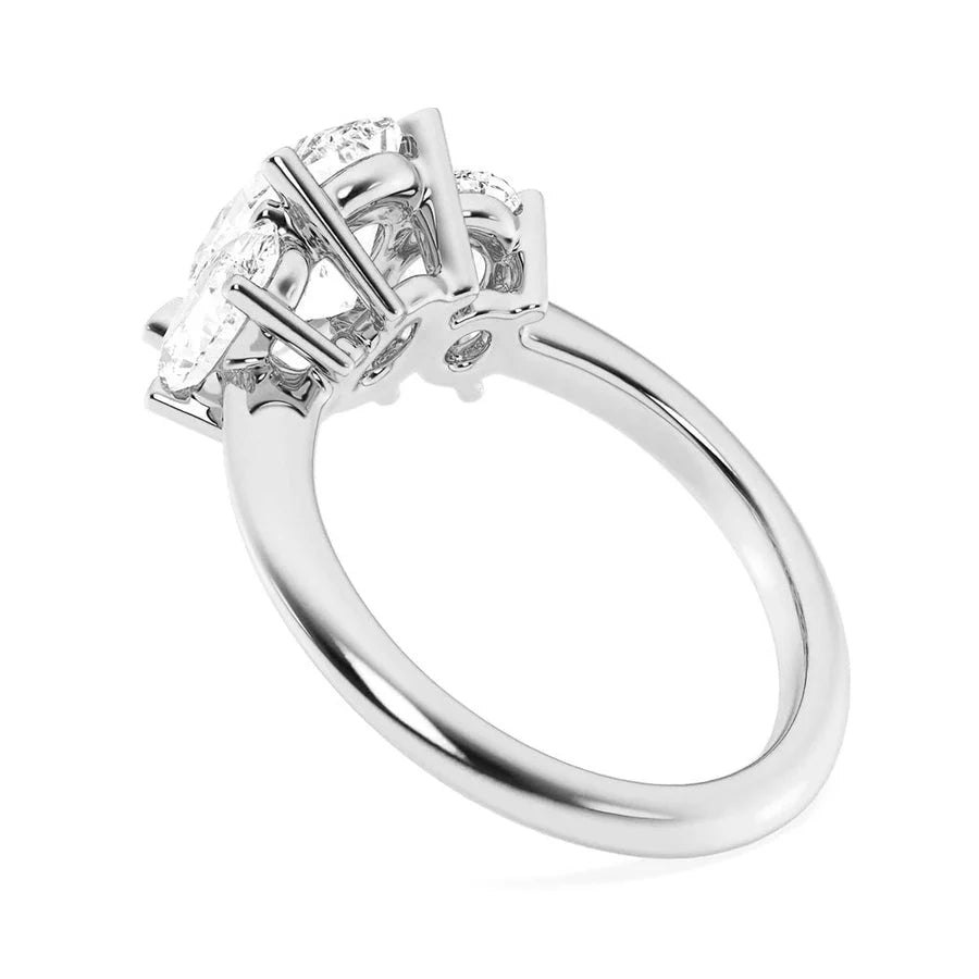 Oval Cut Moissanite Engagement Ring