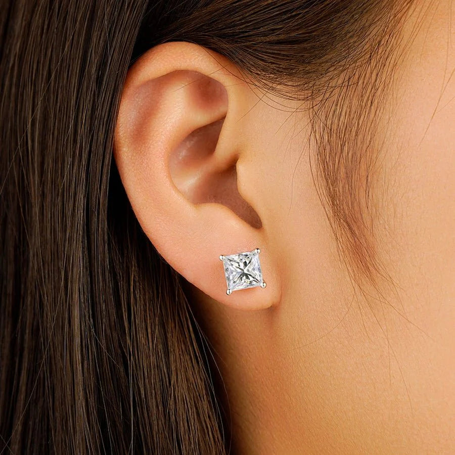 square cut moissanite  