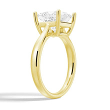 Load image into Gallery viewer, Classic Solitaire Princess Cut Engagement Ring