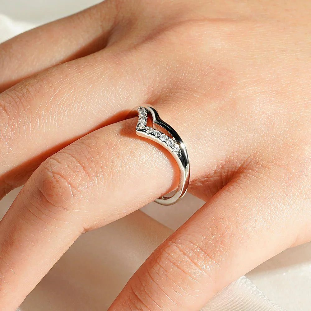 Curved Double V Moissanite Wedding Band – Unique Elegant Design