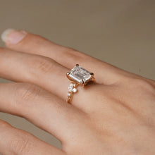 Load image into Gallery viewer, Side View of Classic Solitaire Moissanite Ring