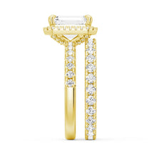 Load image into Gallery viewer, Emerald Cut Moissanite Bridal Set