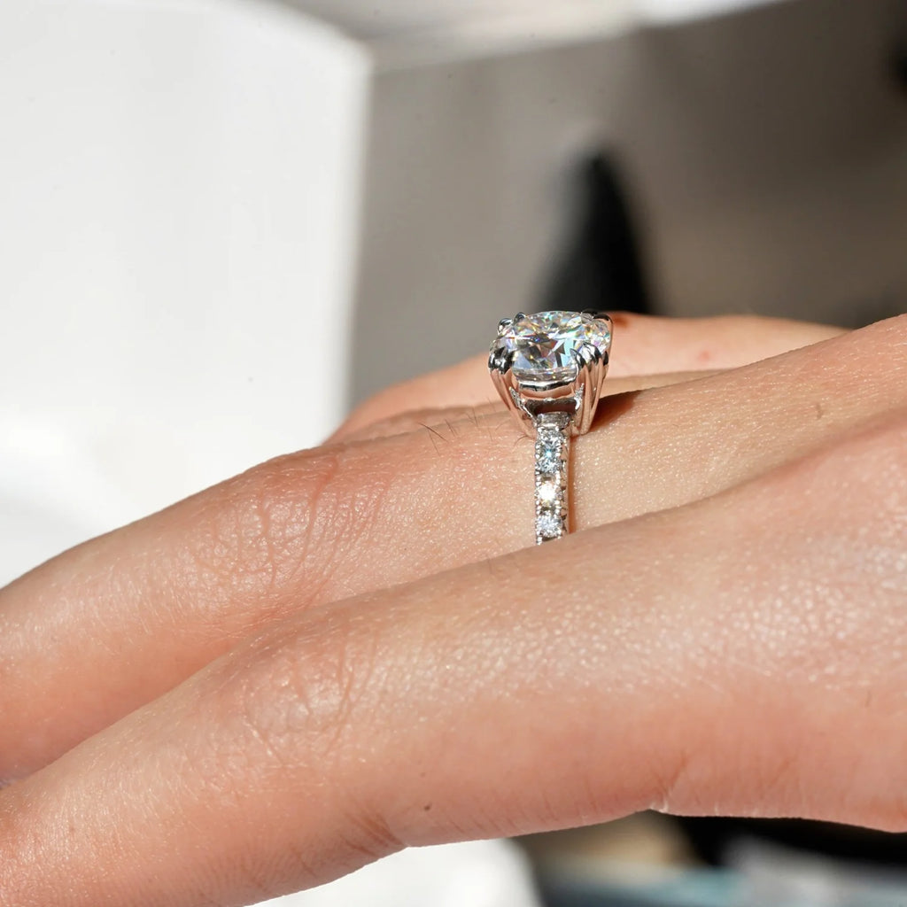 Side View of Devil’s Claw Moissanite Ring