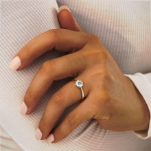 Load image into Gallery viewer, Eternal Love Moissanite Ring