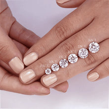 Load image into Gallery viewer, Eternal Love Moissanite Ring