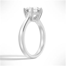 Load image into Gallery viewer, Eternal Love Moissanite Ring