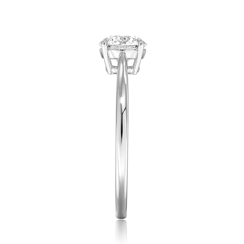 Solitaire Round Diamond in Platinum Setting