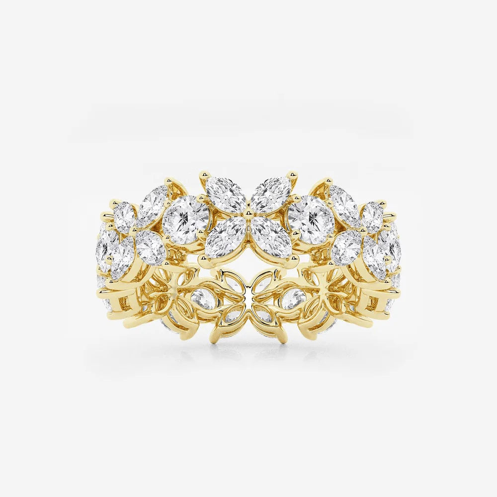 Nature-Inspired Moissanite Band in Gold