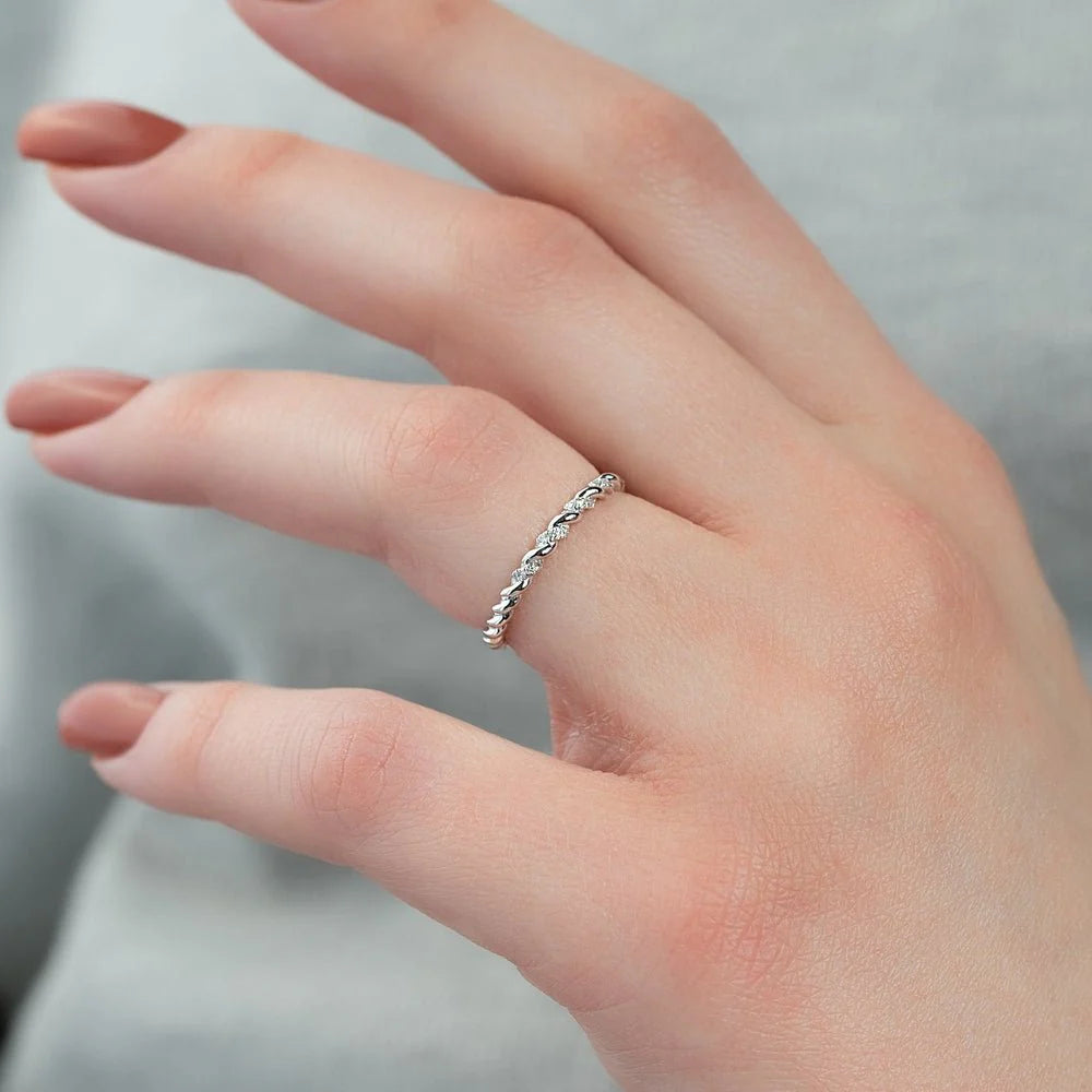 Pavé Round Moissanite Braided Band