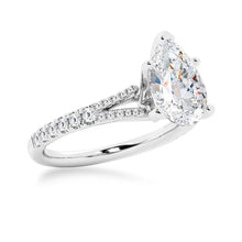 Load image into Gallery viewer, Pear Shaped Split-Shank Moissanite Bridal Set
