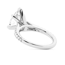 Load image into Gallery viewer, Pear Shaped Split-Shank Moissanite Bridal Set