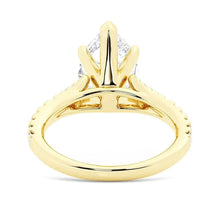 Load image into Gallery viewer, Pear Shaped Split-Shank Moissanite Bridal Set