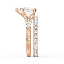 Load image into Gallery viewer, Pear Shaped Split-Shank Moissanite Bridal Set