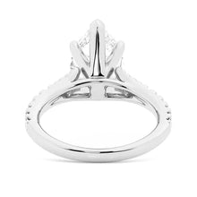 Load image into Gallery viewer, Pear Shaped Split-Shank Moissanite Bridal Set