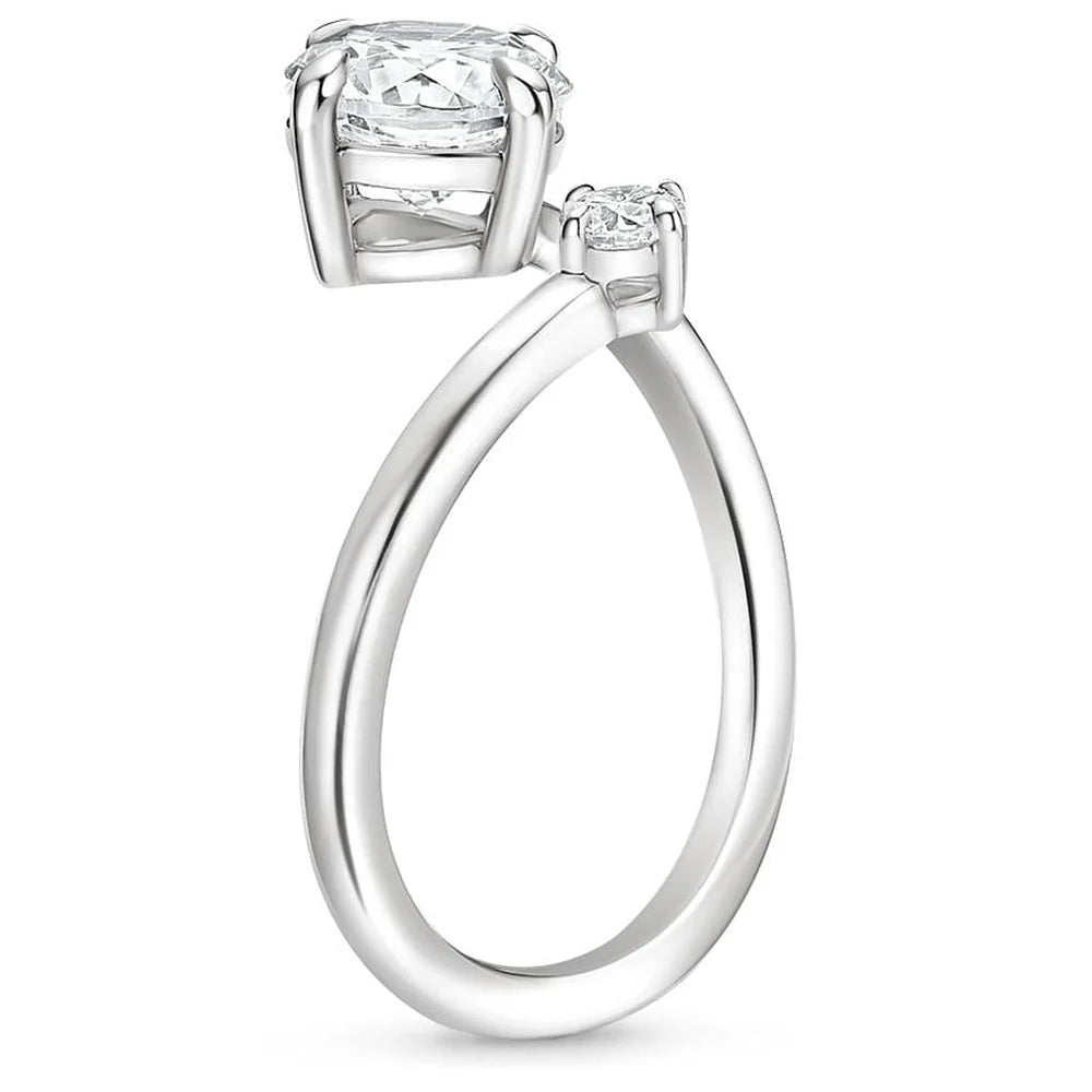 Brilliant Pear-Shaped Moissanite Band