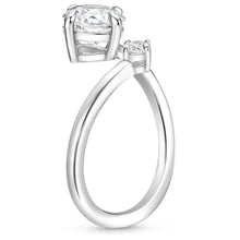 Load image into Gallery viewer, Brilliant Pear-Shaped Moissanite Band