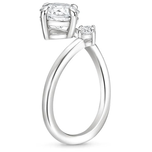 Brilliant Pear-Shaped Moissanite Band