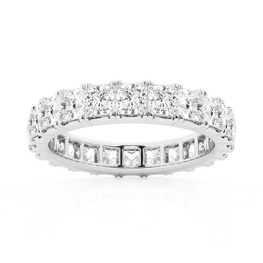 925 Silver Princess Cut Moissanite Wedding Band Close-Up