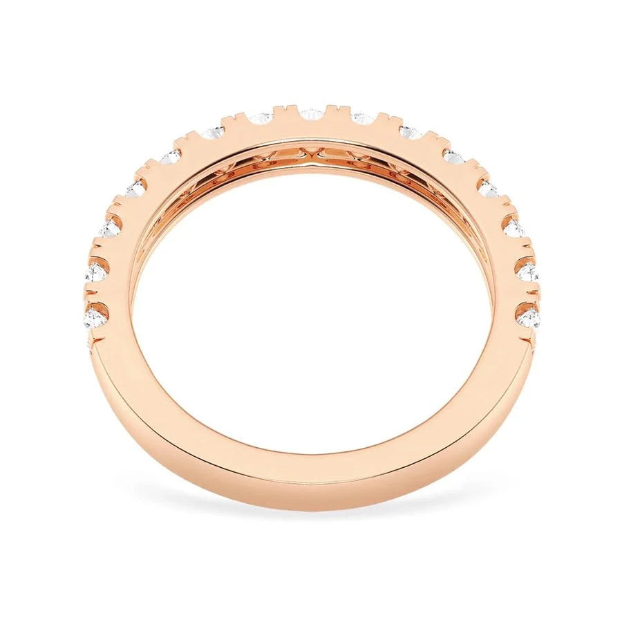 Radiant Brilliance – Round Moissanite Wedding Band in Gold or Platinum