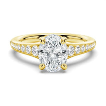 Load image into Gallery viewer, Vintage Oval Moissanite Engagement Ring With Graduated Band