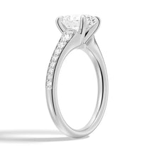 Load image into Gallery viewer, Vintage Oval Moissanite Engagement Ring With Graduated Band